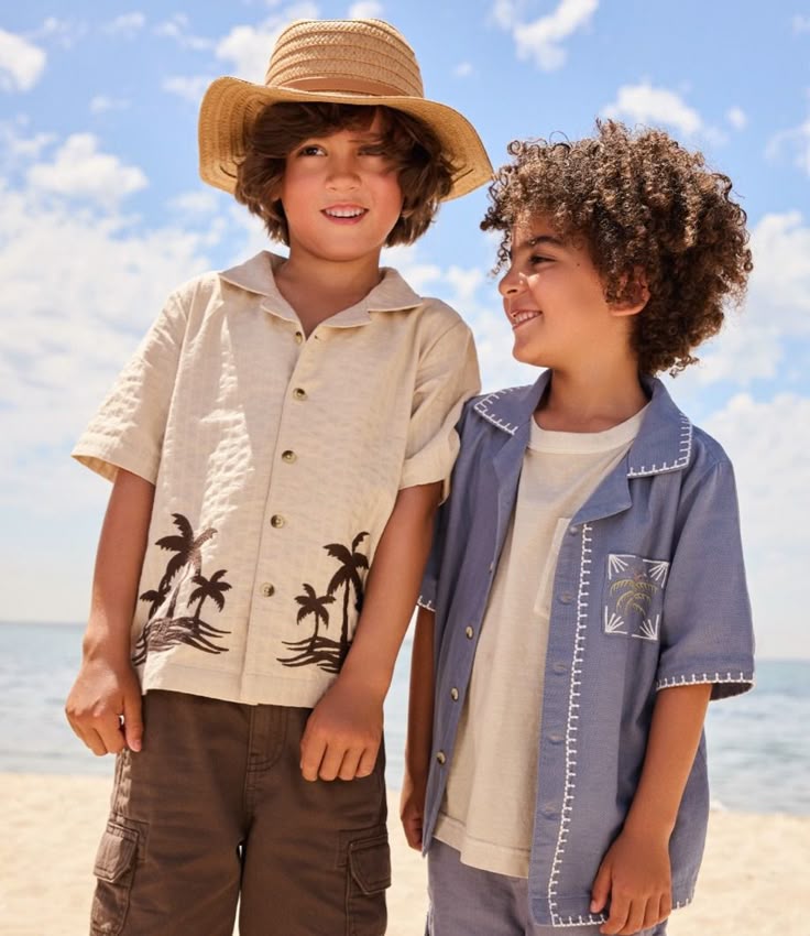 KIDS' FASHION